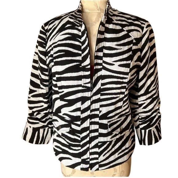 CHICO’S Zebra Jacket - Zip 3/4 sleeve - Picture 1 of 8